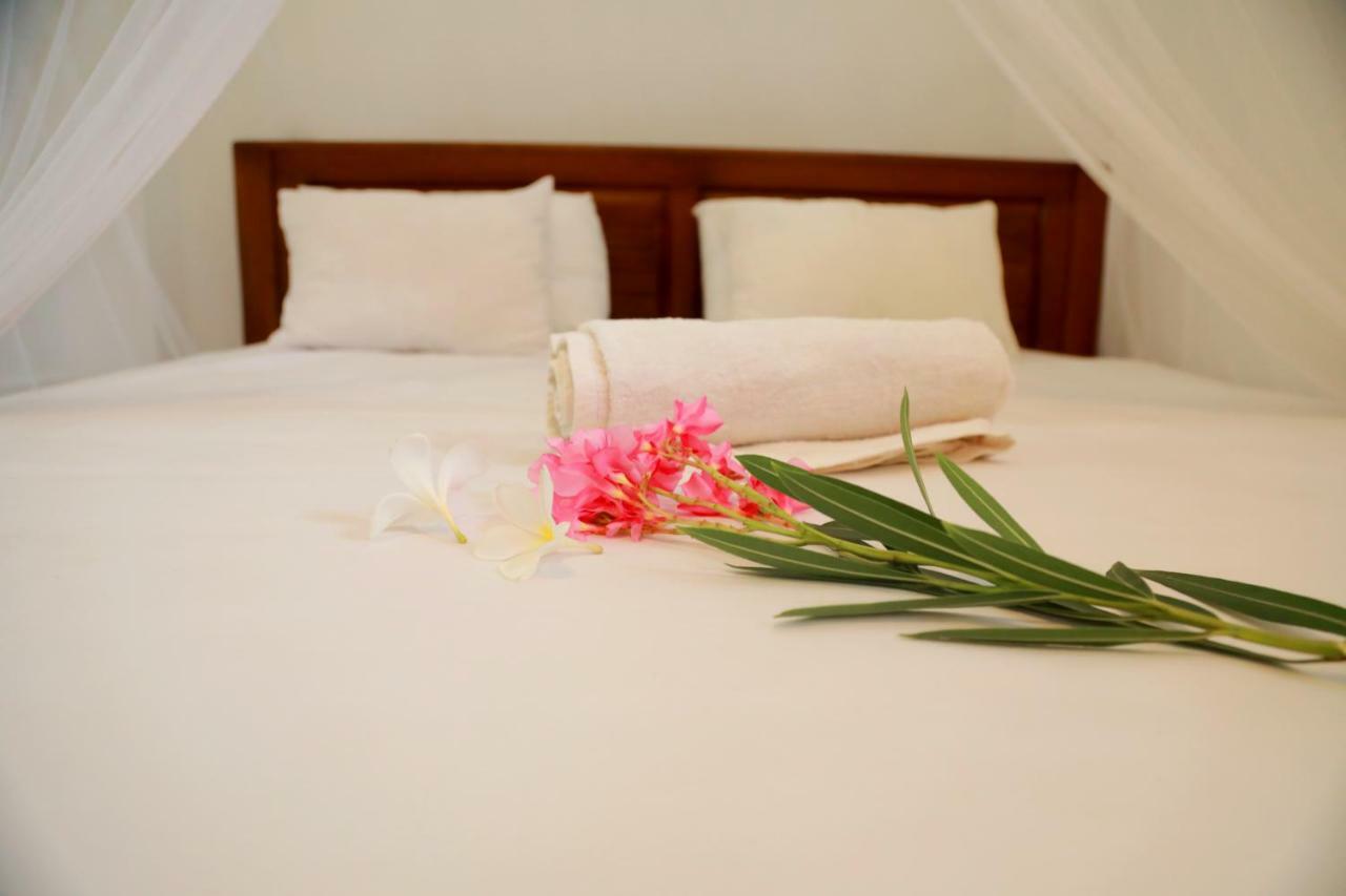 Nisala Guest Hotel กอลล์ ภายนอก รูปภาพ