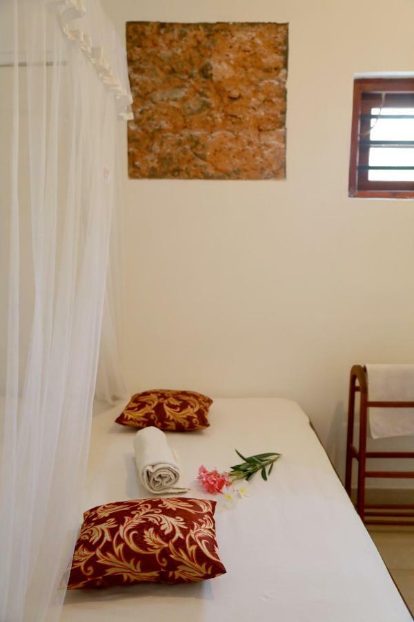 Nisala Guest Hotel กอลล์ ภายนอก รูปภาพ
